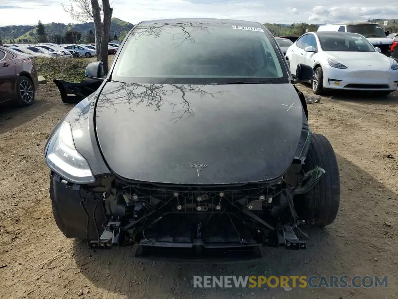 5 Photograph of a damaged car 7SAYGDEE2NF575433 TESLA MODEL Y 2022