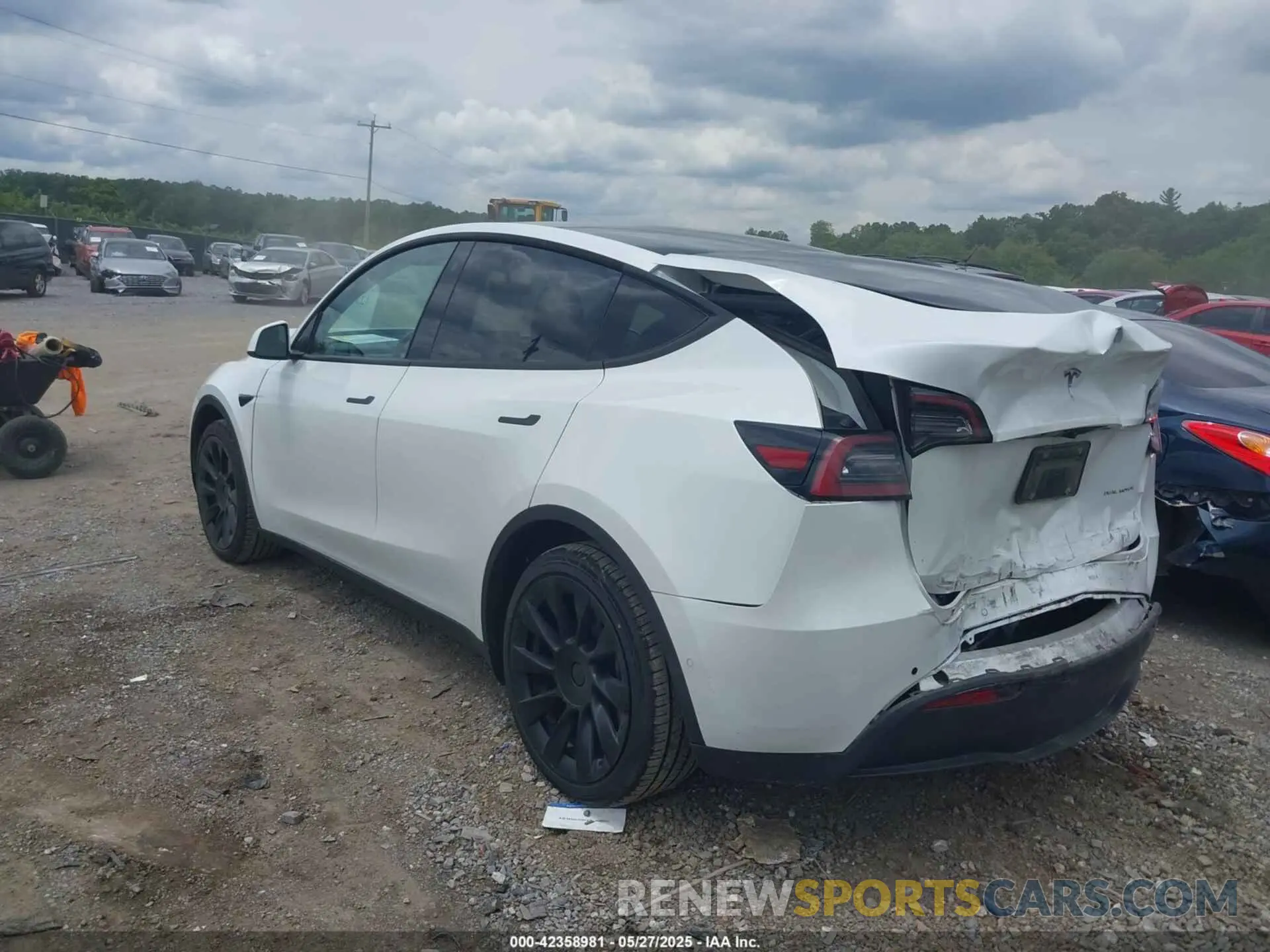 3 Фотография поврежденного автомобиля 7SAYGDEE3NF315963 TESLA MODEL Y 2022
