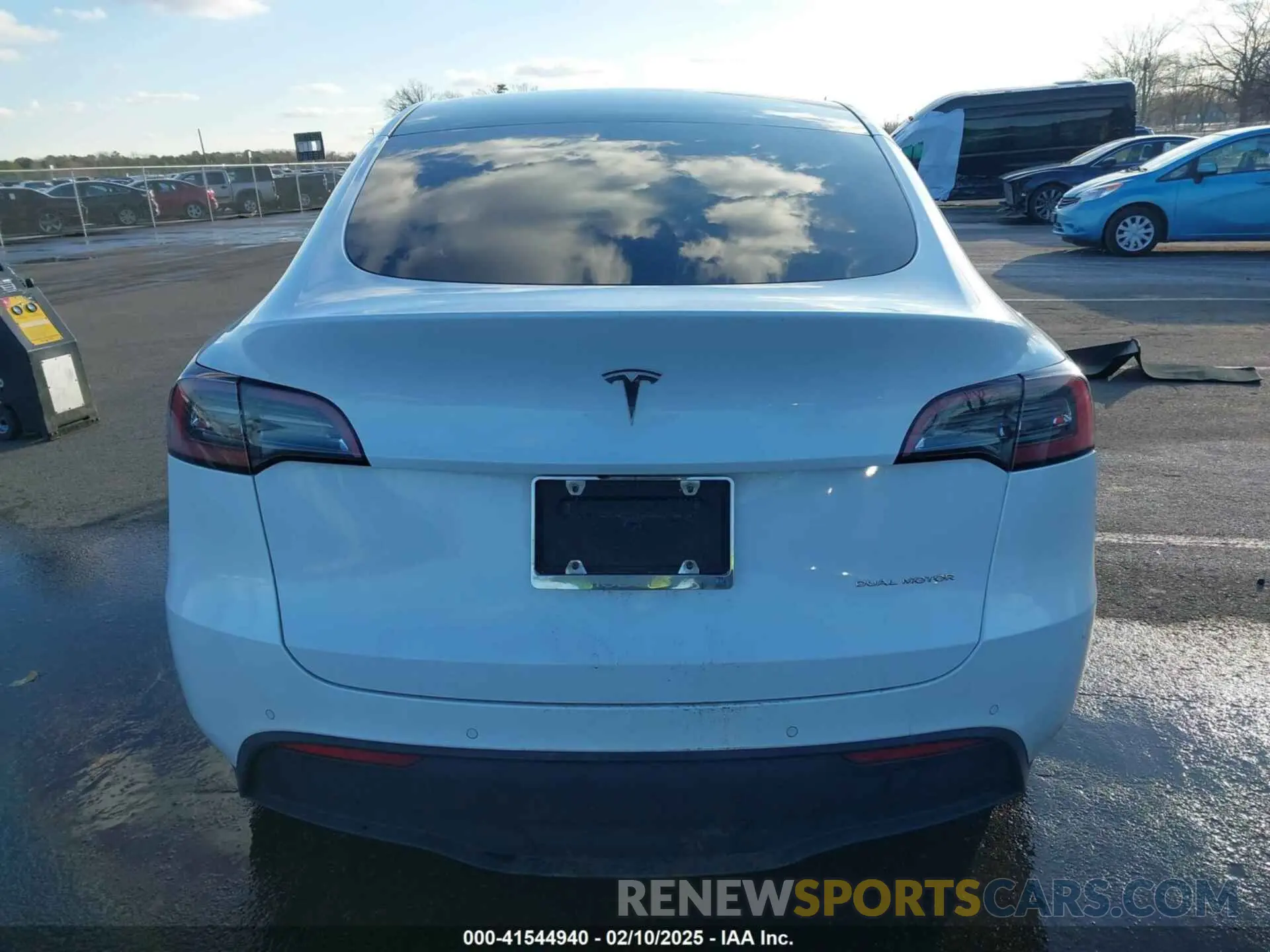 15 Фотография поврежденного автомобиля 7SAYGDEE3NF331645 TESLA MODEL Y 2022
