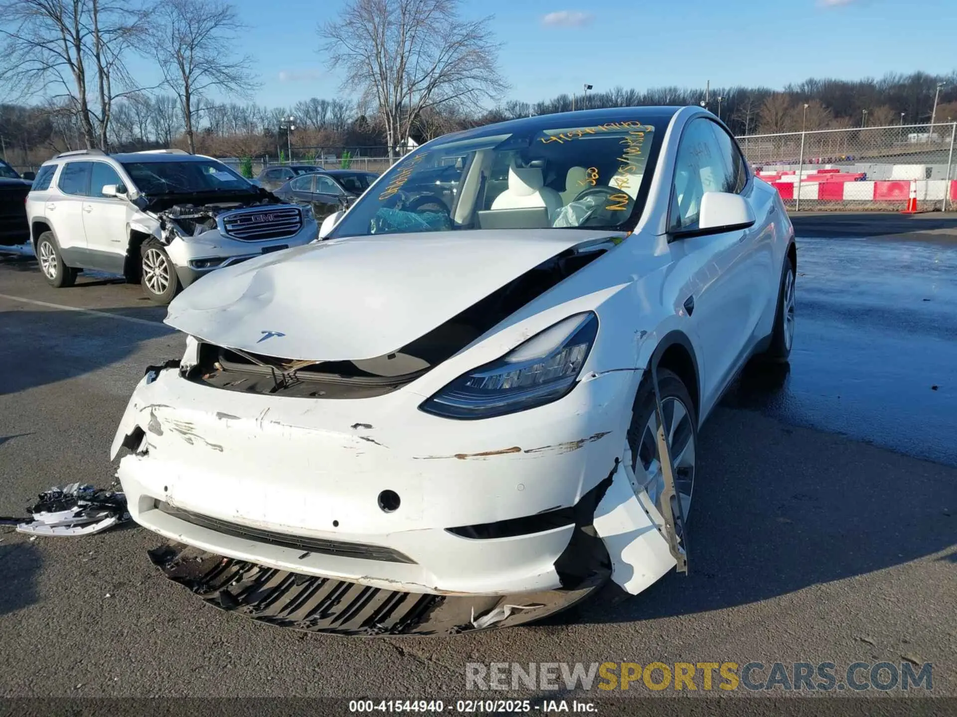 2 Фотография поврежденного автомобиля 7SAYGDEE3NF331645 TESLA MODEL Y 2022
