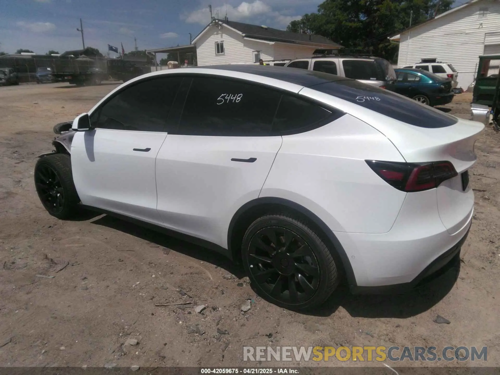 3 Photograph of a damaged car 7SAYGDEE3NF385933 TESLA MODEL Y 2022
