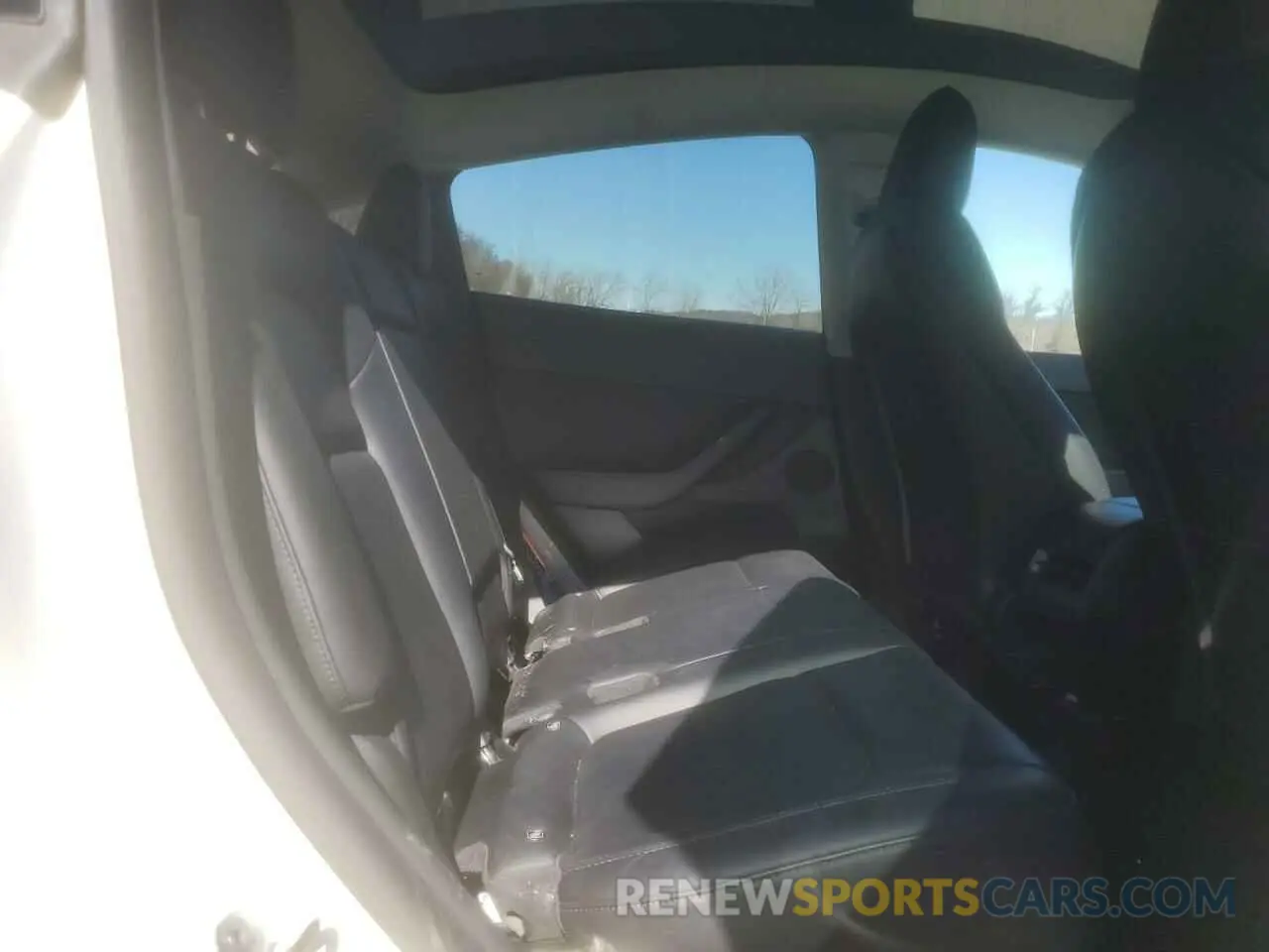 10 Фотография поврежденного автомобиля 7SAYGDEE3NF385950 TESLA MODEL Y 2022