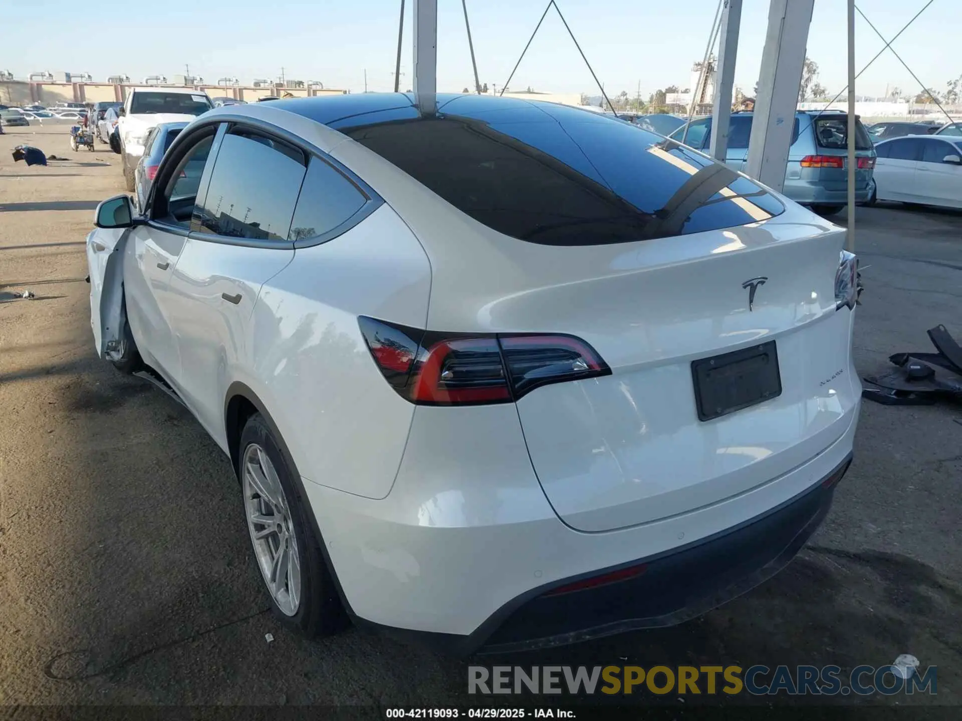3 Фотография поврежденного автомобиля 7SAYGDEE3NF426030 TESLA MODEL Y 2022