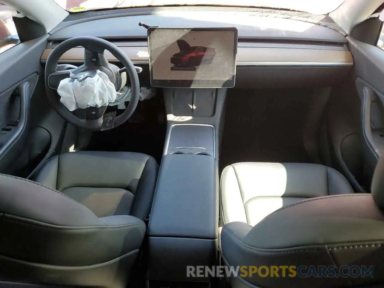8 Photograph of a damaged car 7SAYGDEE3NF436119 TESLA MODEL Y 2022