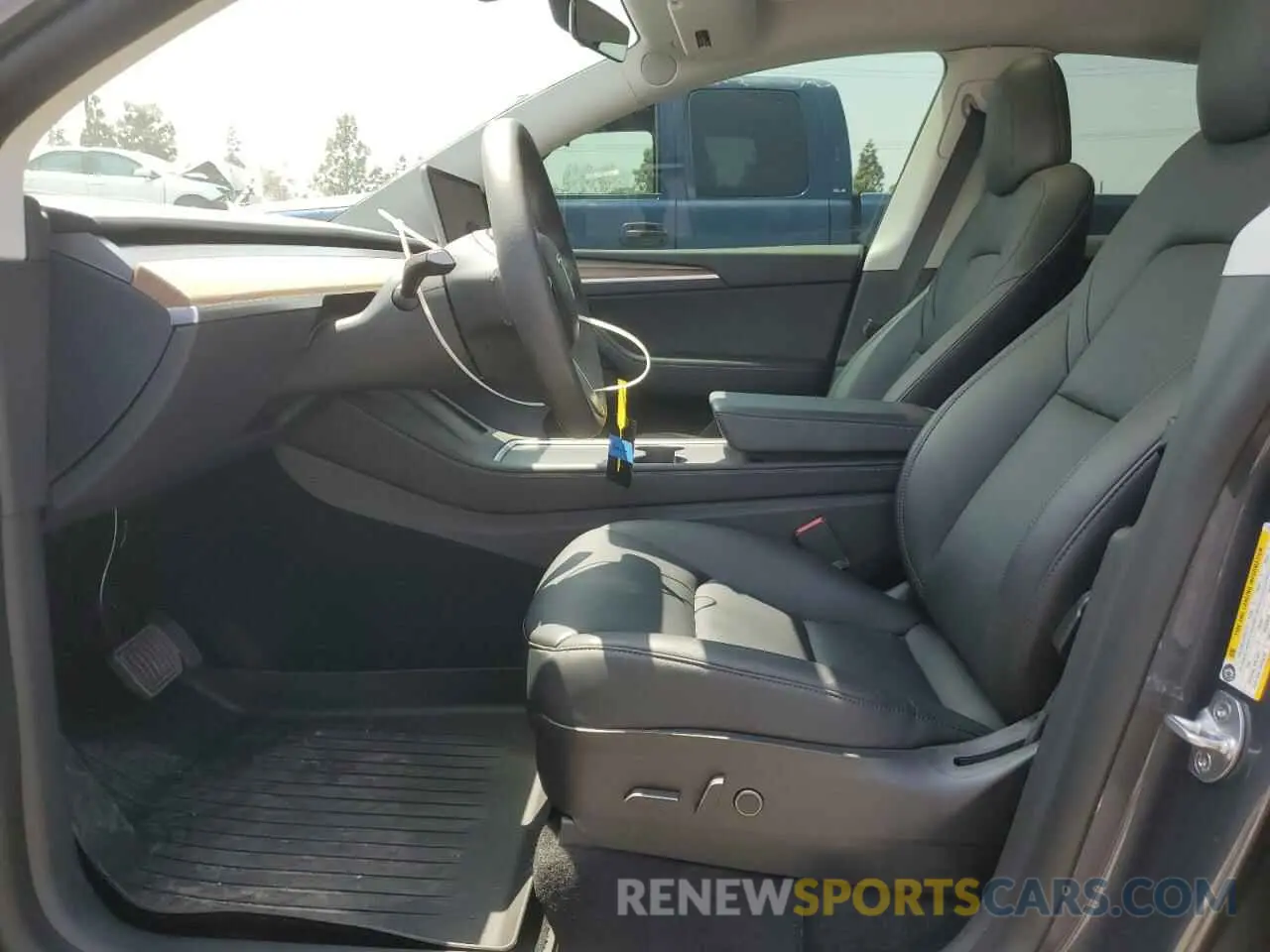 7 Photograph of a damaged car 7SAYGDEE3NF518397 TESLA MODEL Y 2022