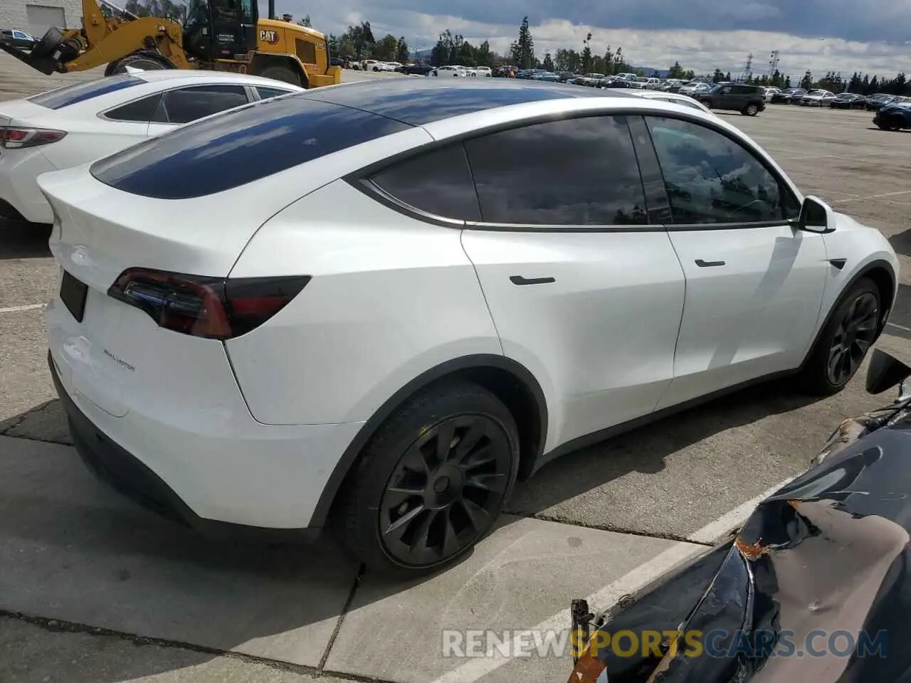 3 Photograph of a damaged car 7SAYGDEE3NF558379 TESLA MODEL Y 2022