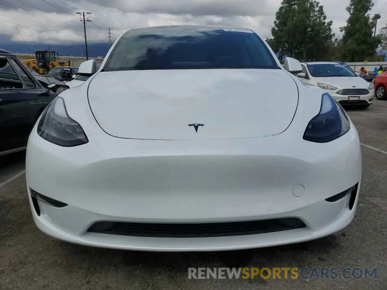 5 Photograph of a damaged car 7SAYGDEE3NF558379 TESLA MODEL Y 2022