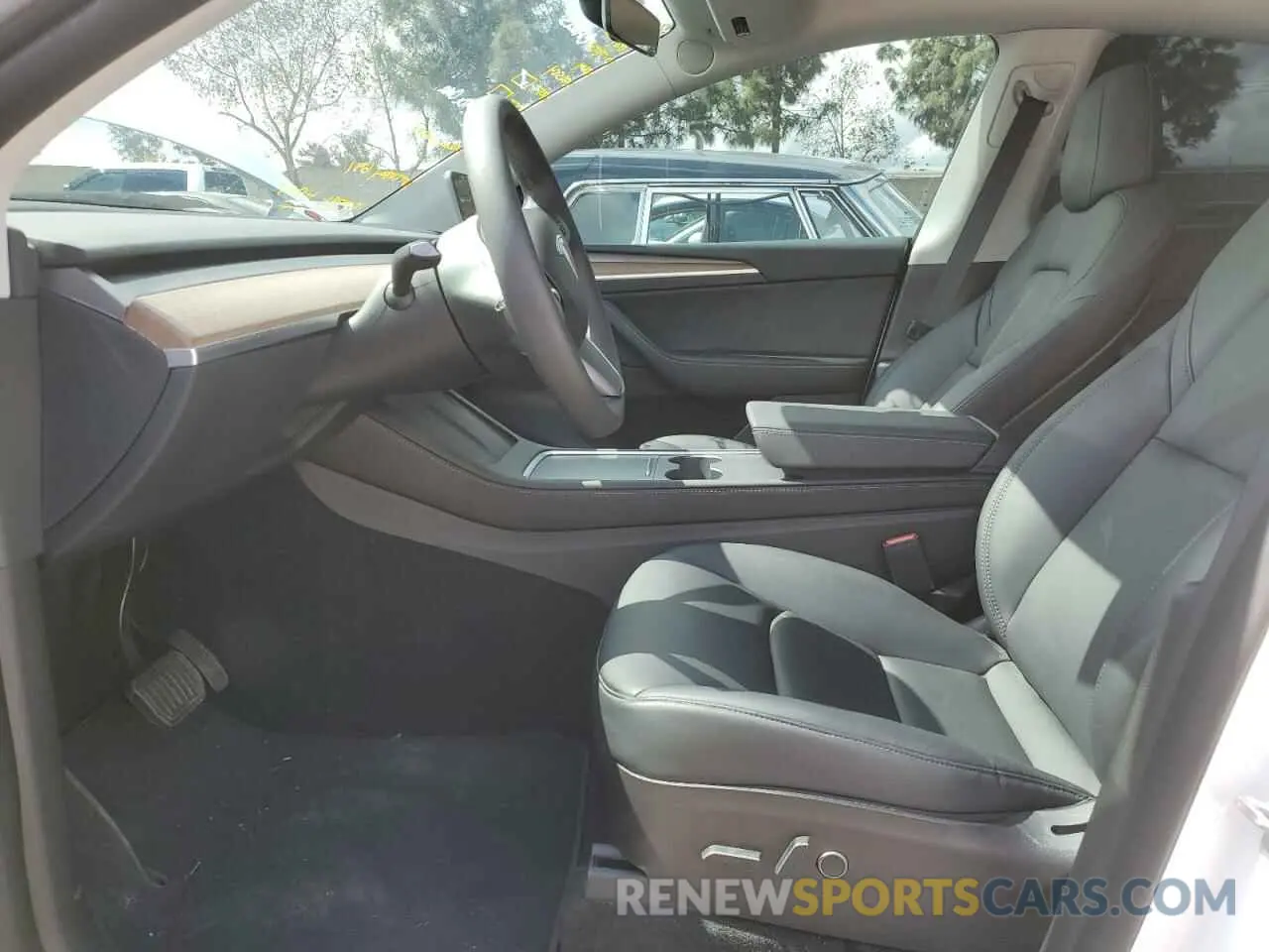 7 Photograph of a damaged car 7SAYGDEE3NF558379 TESLA MODEL Y 2022