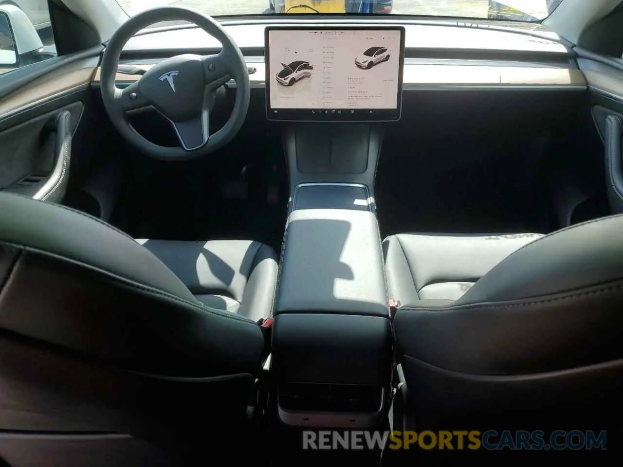 8 Photograph of a damaged car 7SAYGDEE3NF558379 TESLA MODEL Y 2022