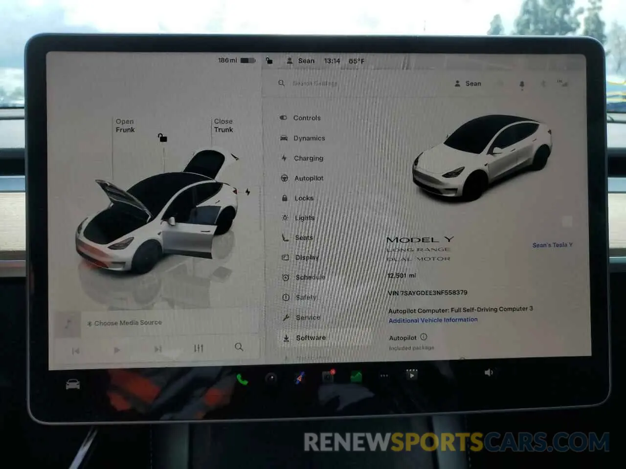 9 Photograph of a damaged car 7SAYGDEE3NF558379 TESLA MODEL Y 2022