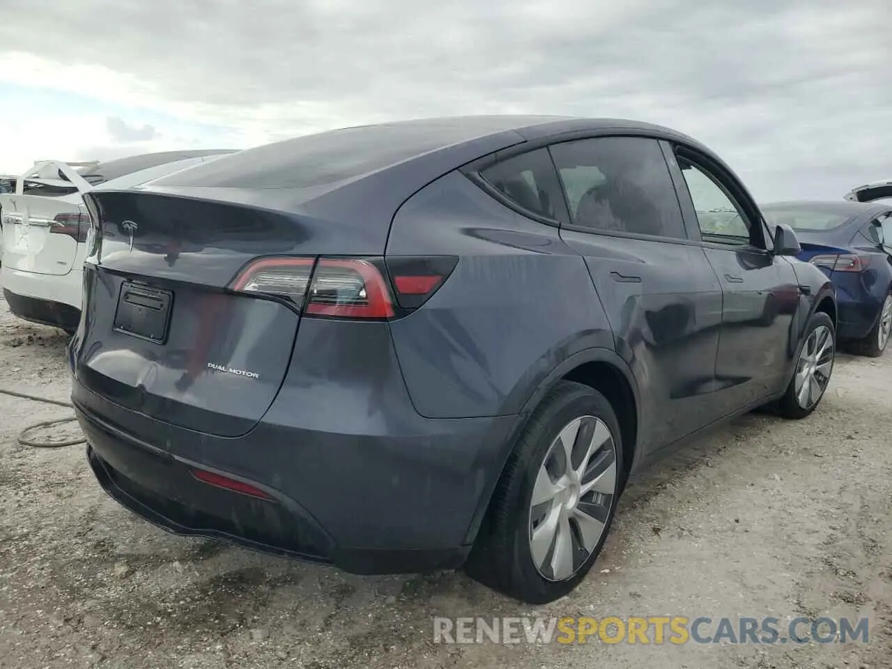 3 Photograph of a damaged car 7SAYGDEE4NA008315 TESLA MODEL Y 2022