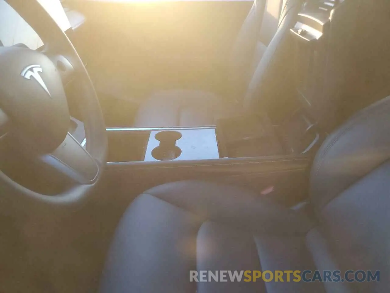 7 Photograph of a damaged car 7SAYGDEE4NA008315 TESLA MODEL Y 2022