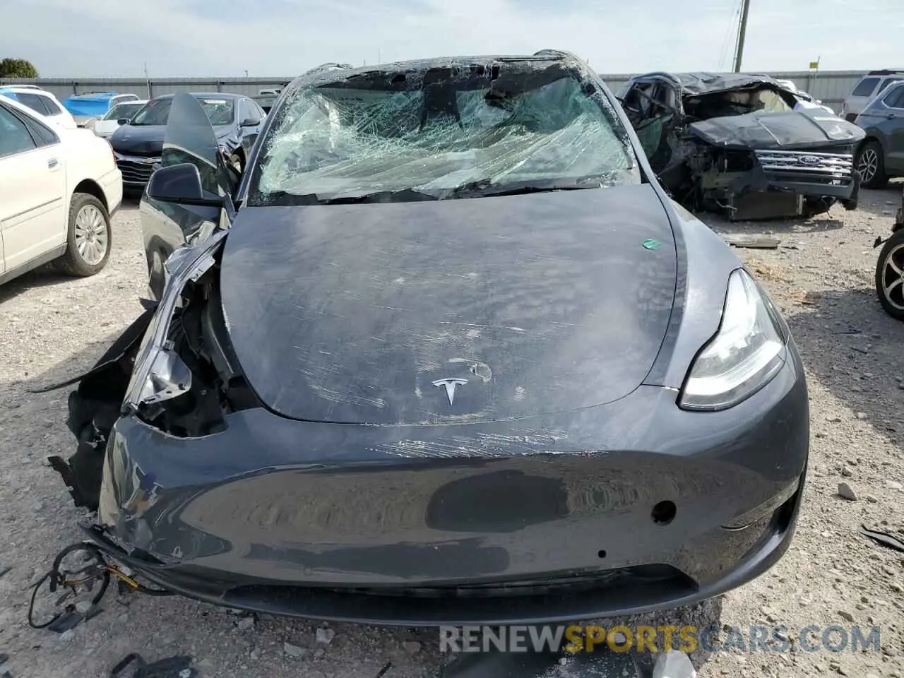 5 Photograph of a damaged car 7SAYGDEE4NA019623 TESLA MODEL Y 2022