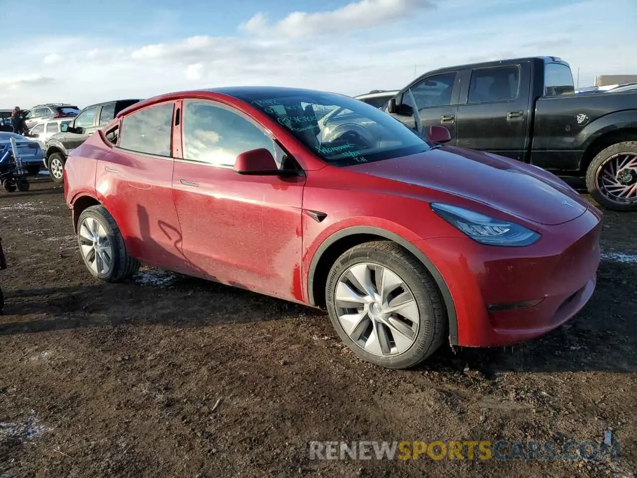 4 Photograph of a damaged car 7SAYGDEE4NA020707 TESLA MODEL Y 2022
