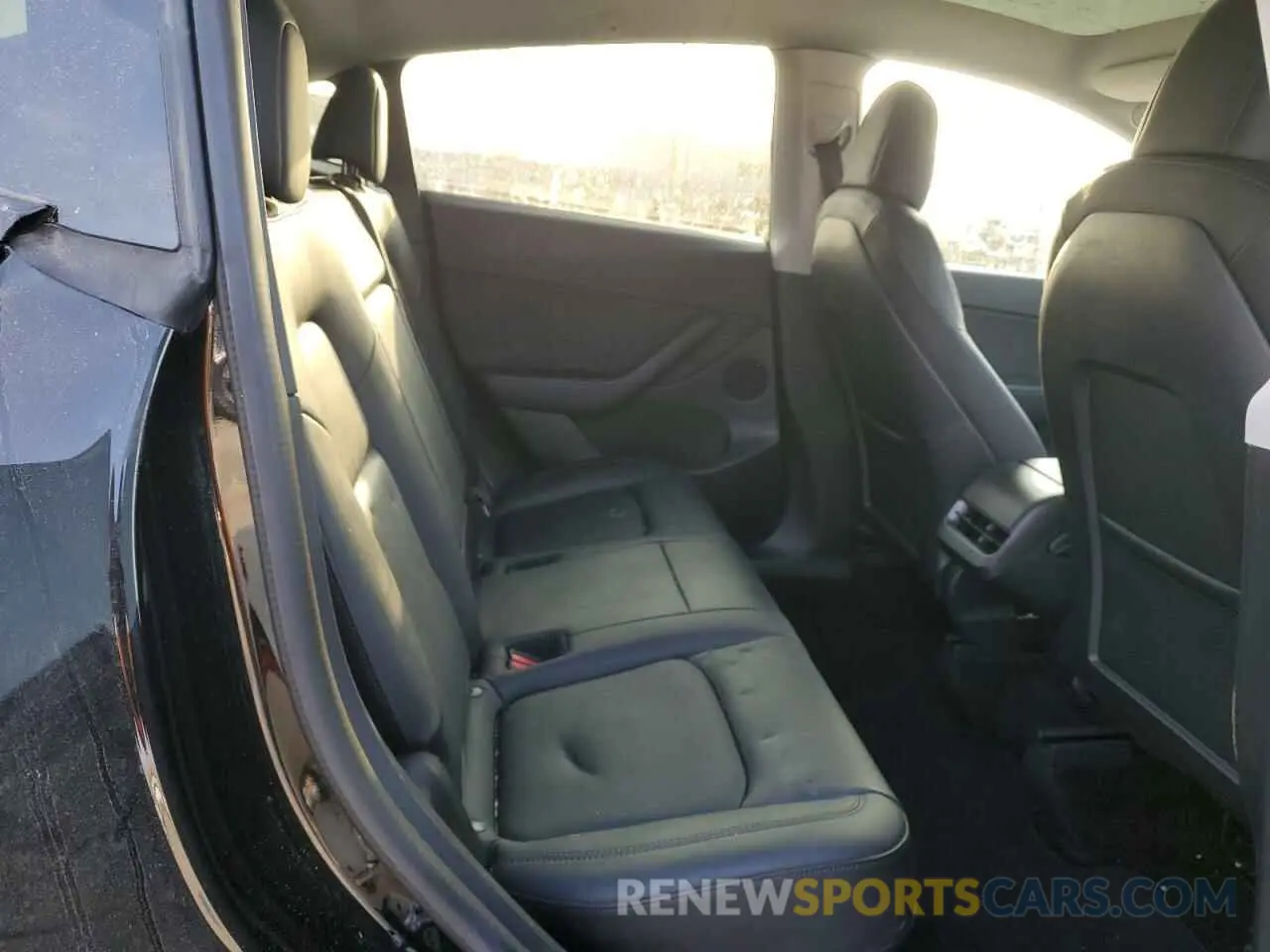 10 Фотография поврежденного автомобиля 7SAYGDEE4NF350799 TESLA MODEL Y 2022