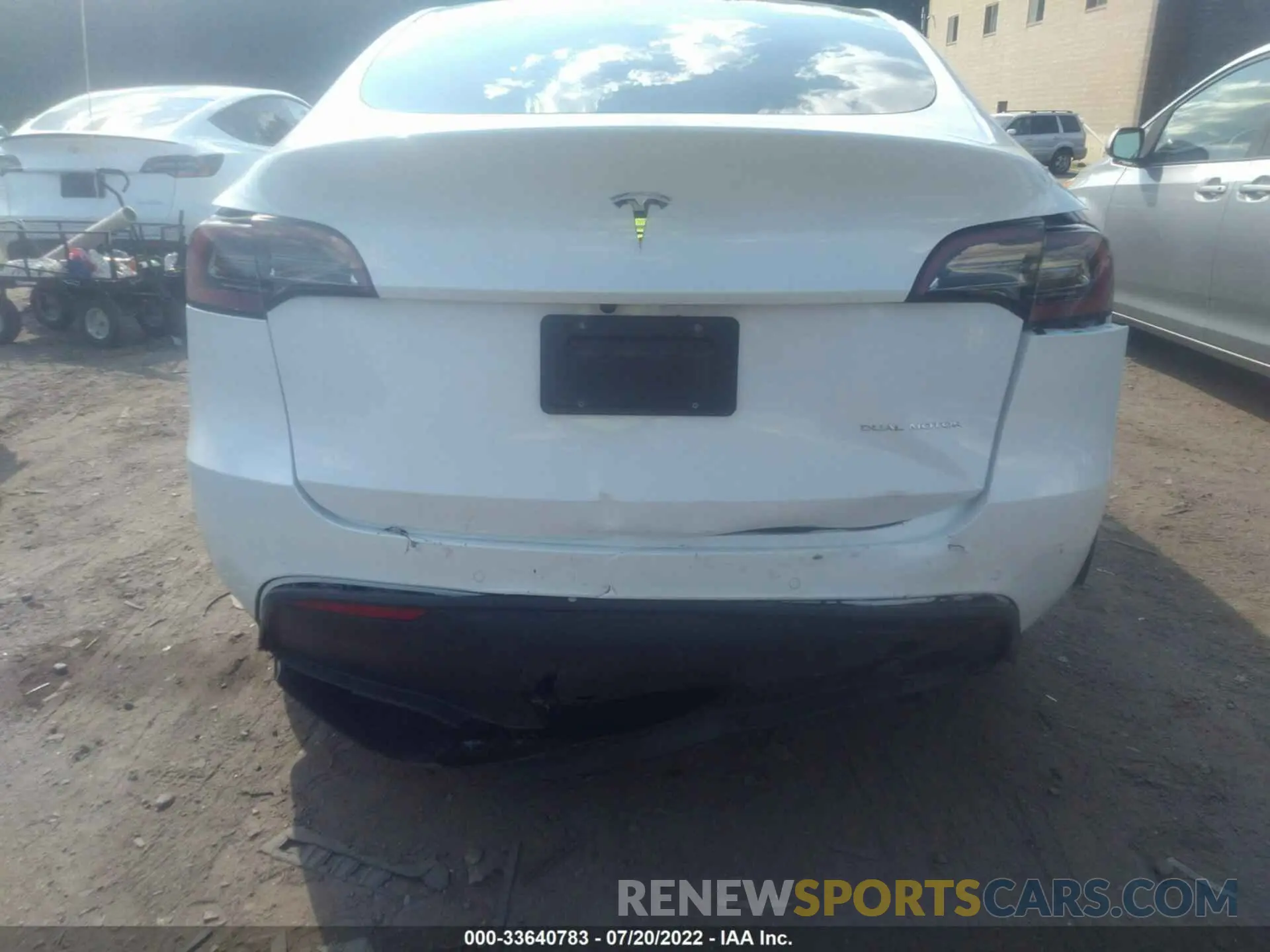 6 Photograph of a damaged car 7SAYGDEE4NF376139 TESLA MODEL Y 2022