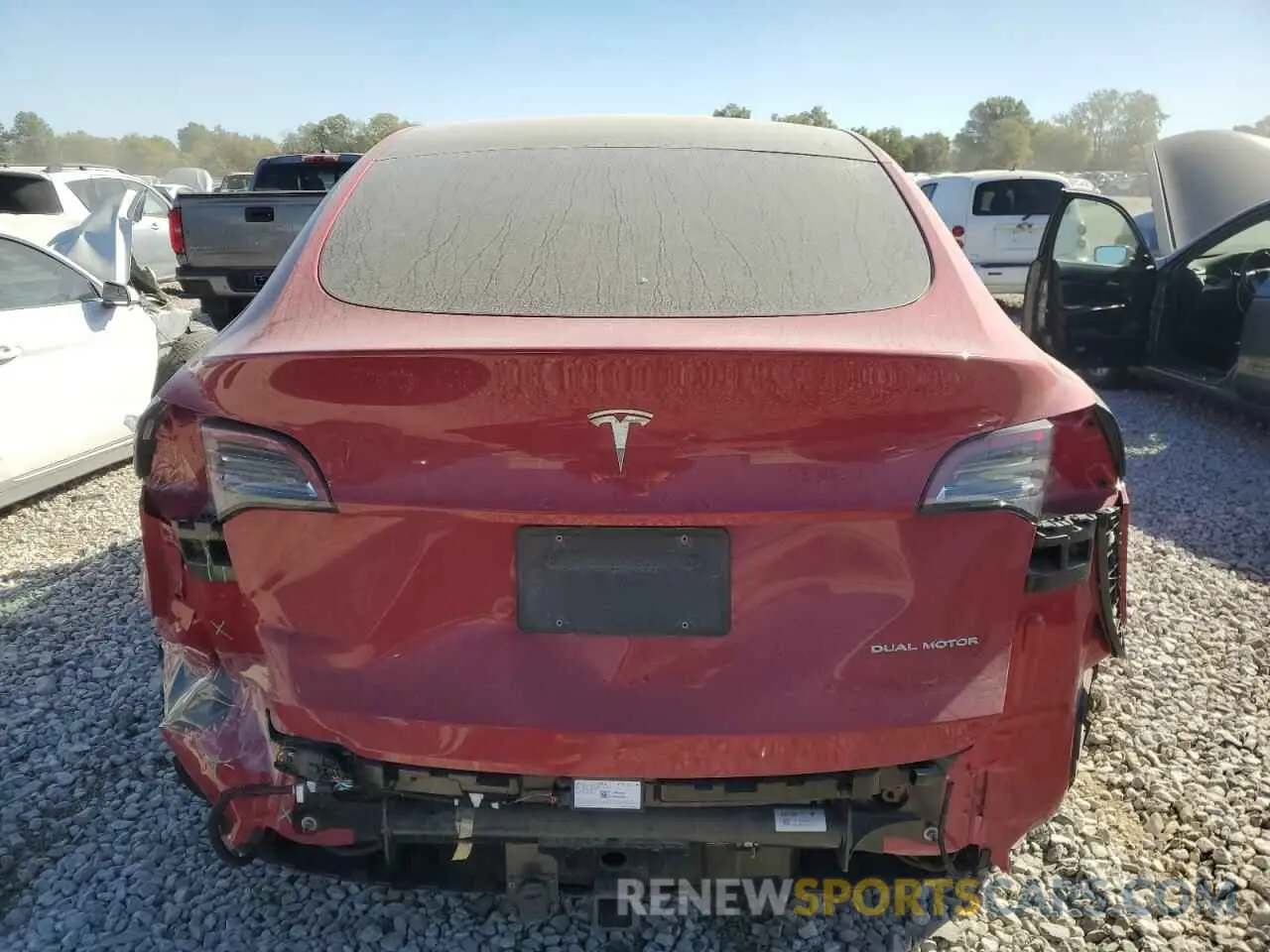 6 Photograph of a damaged car 7SAYGDEE4NF461398 TESLA MODEL Y 2022