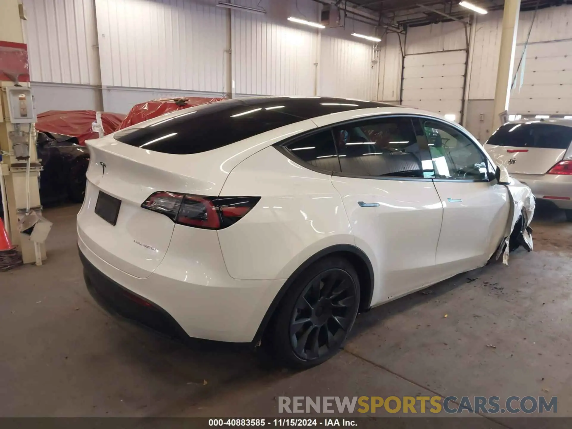4 Фотография поврежденного автомобиля 7SAYGDEE4NF571738 TESLA MODEL Y 2022