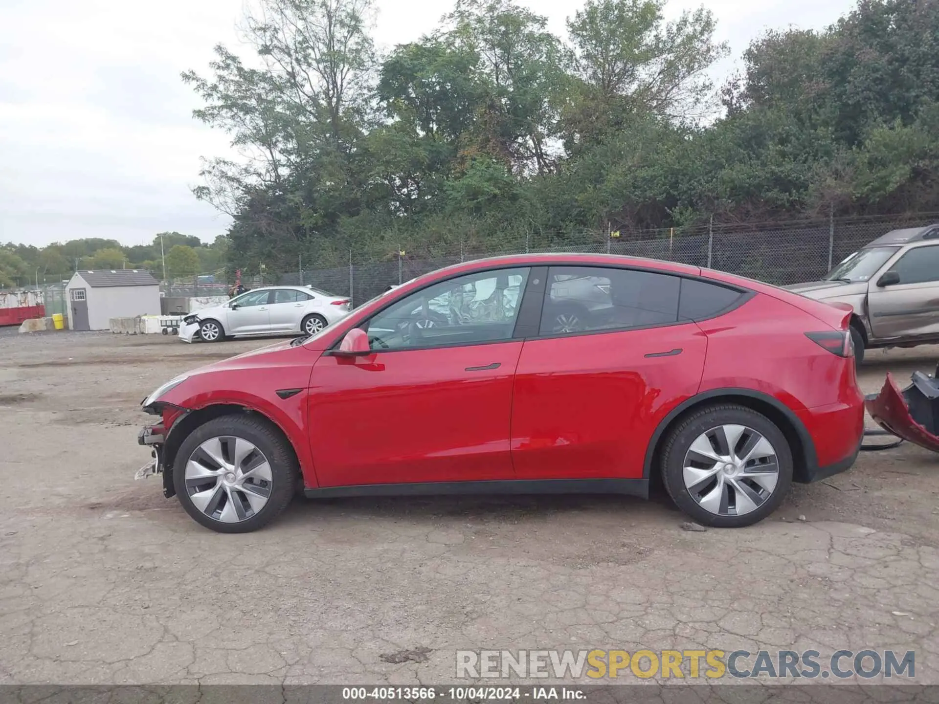 13 Photograph of a damaged car 7SAYGDEE5NA012843 TESLA MODEL Y 2022