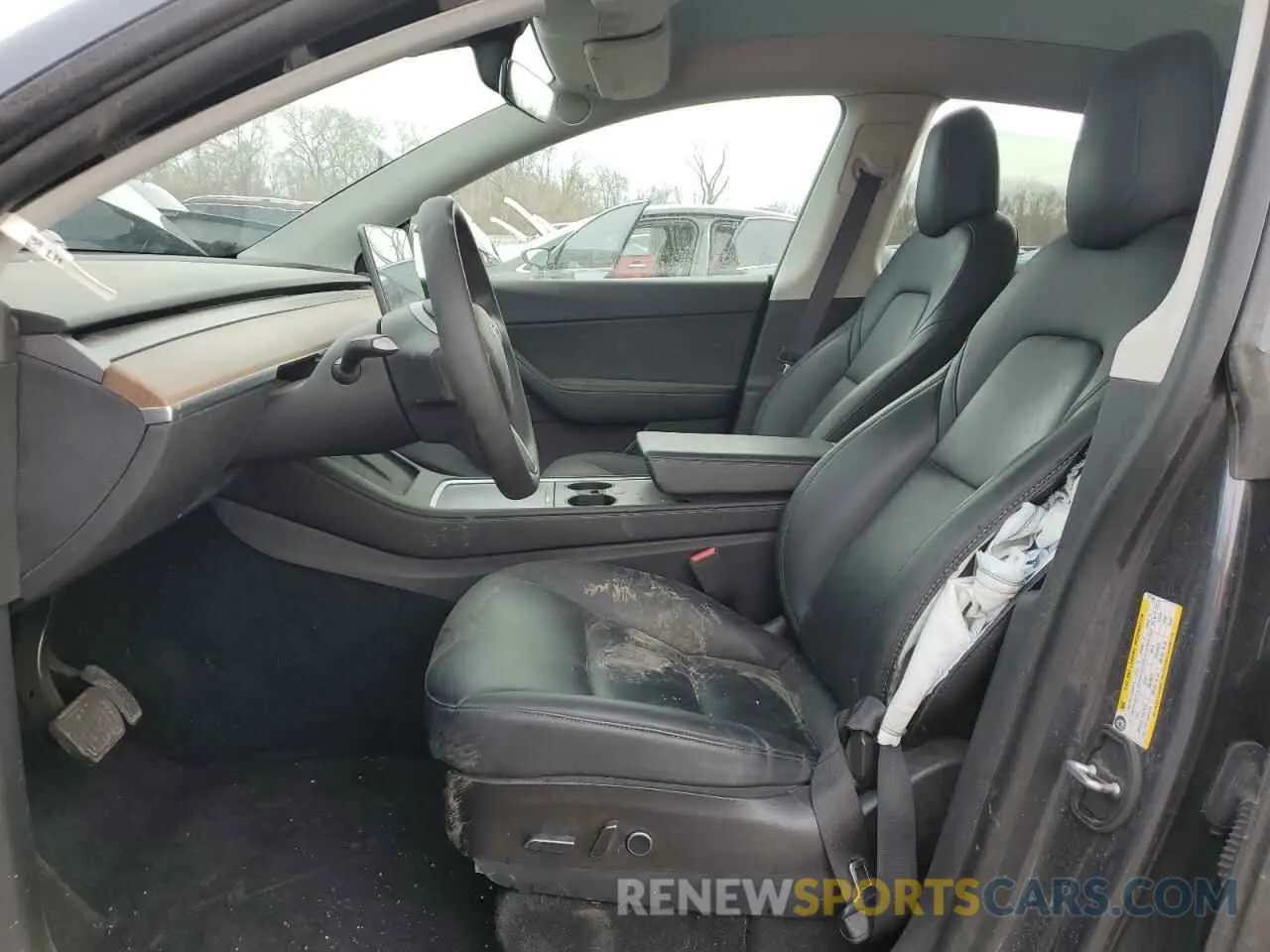 7 Photograph of a damaged car 7SAYGDEE5NF331940 TESLA MODEL Y 2022