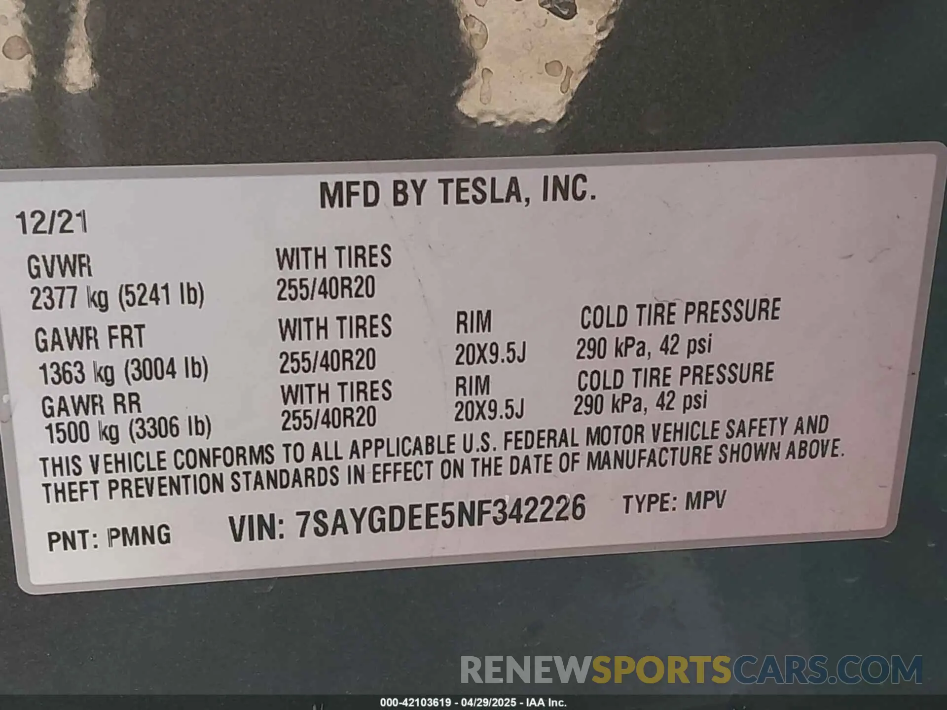9 Photograph of a damaged car 7SAYGDEE5NF342226 TESLA MODEL Y 2022