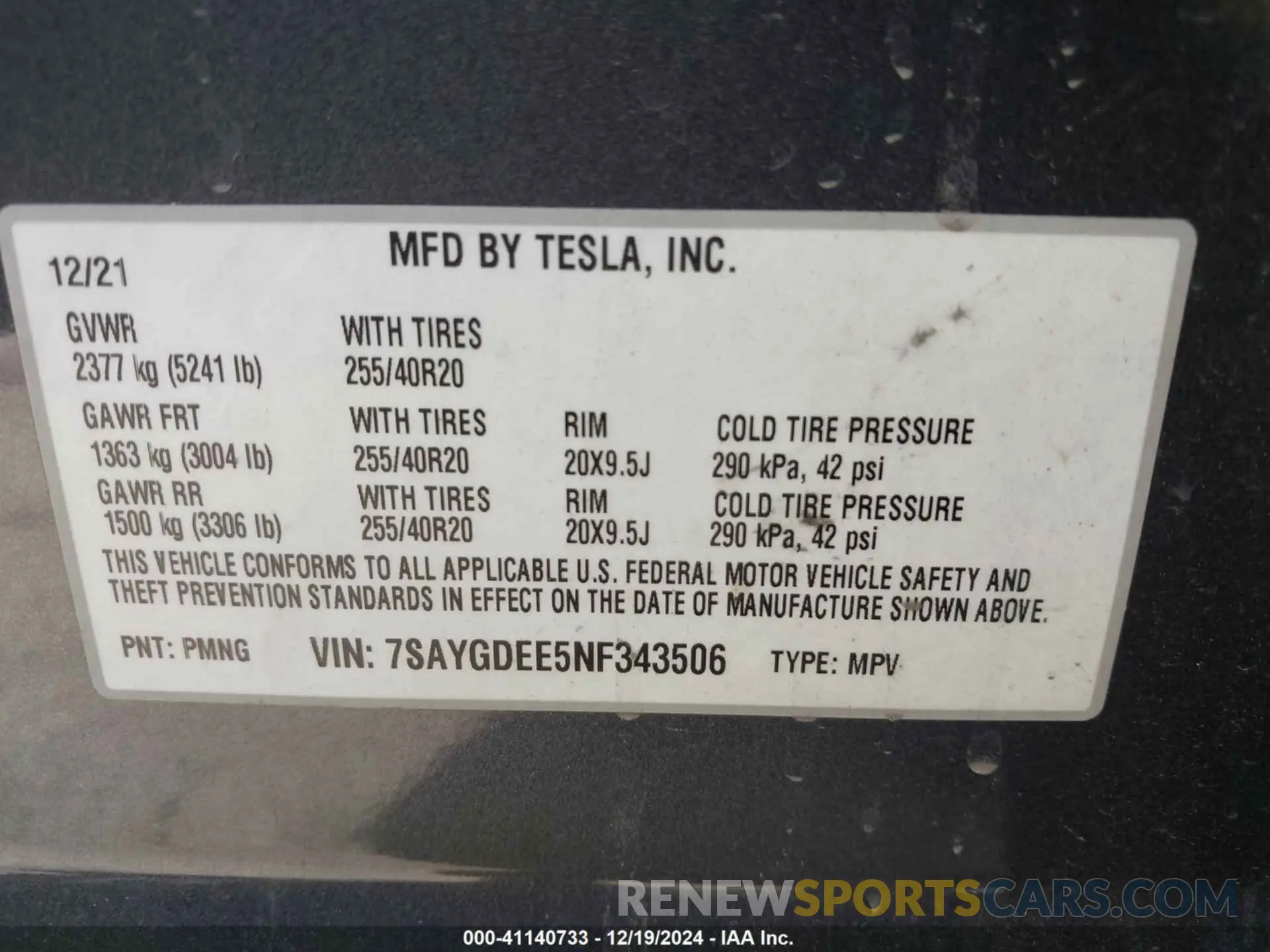 9 Photograph of a damaged car 7SAYGDEE5NF343506 TESLA MODEL Y 2022
