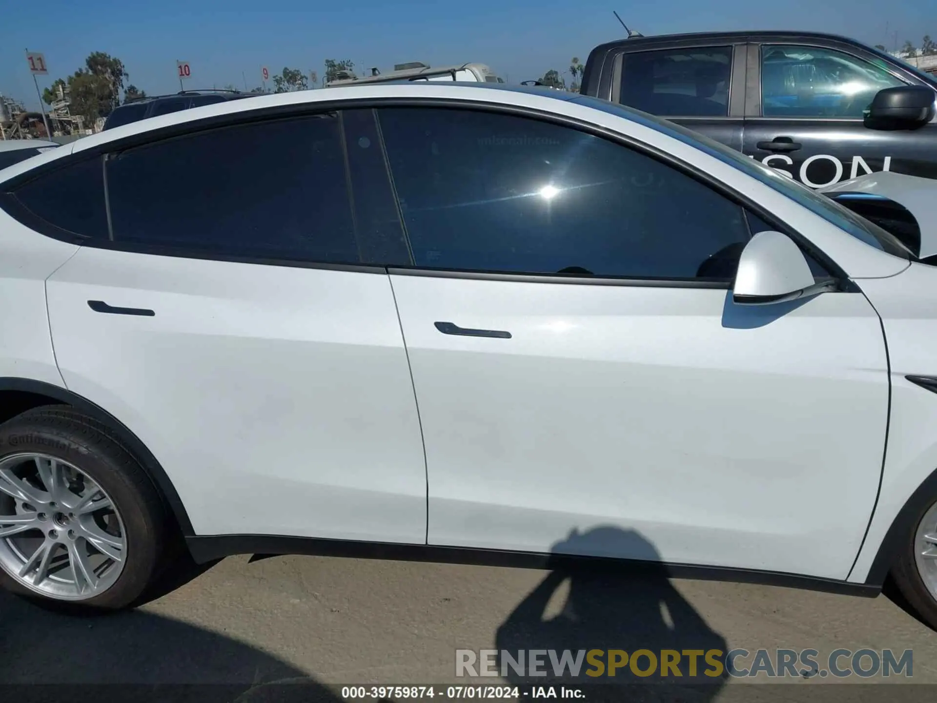 13 Фотография поврежденного автомобиля 7SAYGDEE5NF366199 TESLA MODEL Y 2022