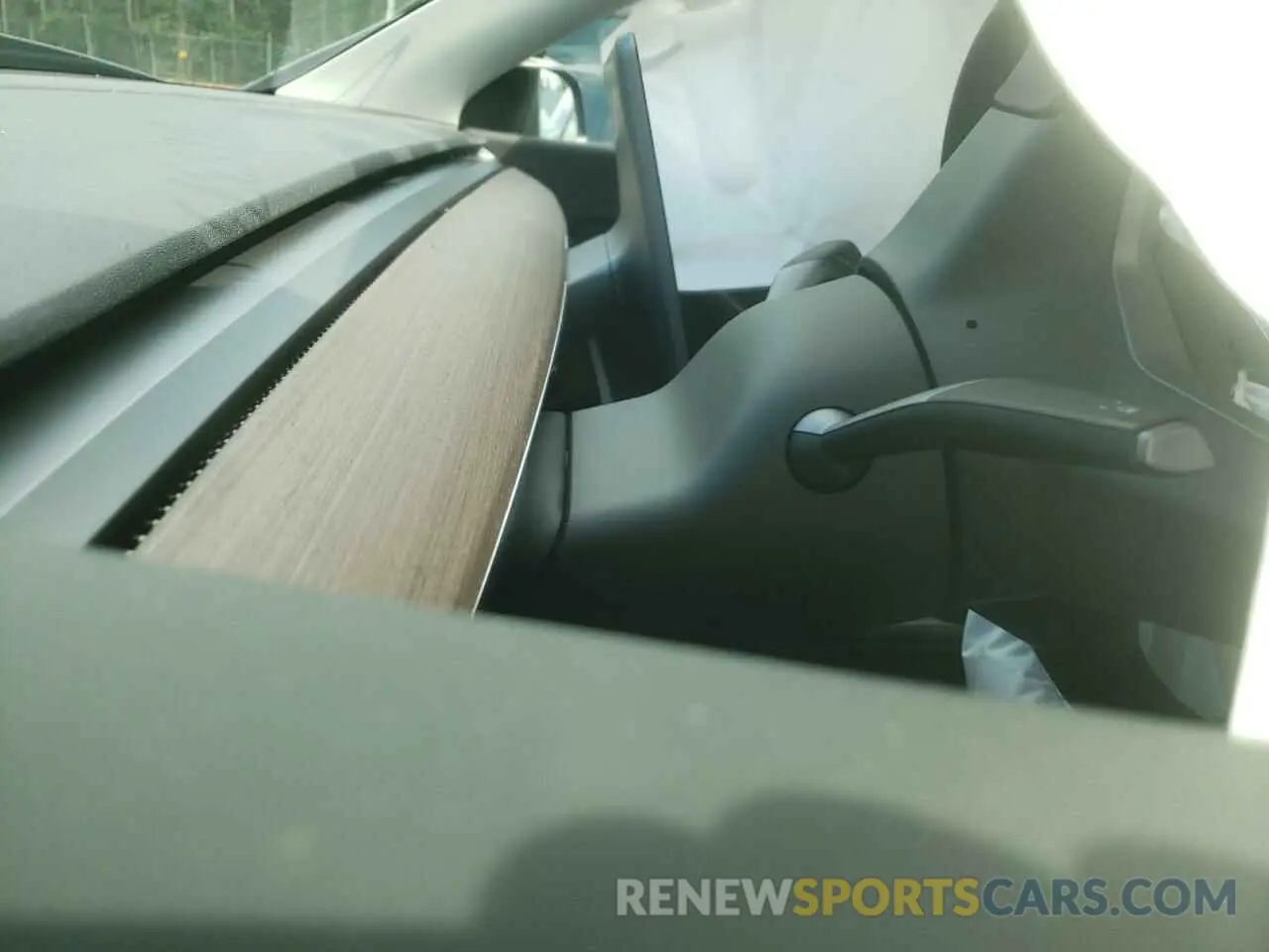 8 Photograph of a damaged car 7SAYGDEE5NF386078 TESLA MODEL Y 2022