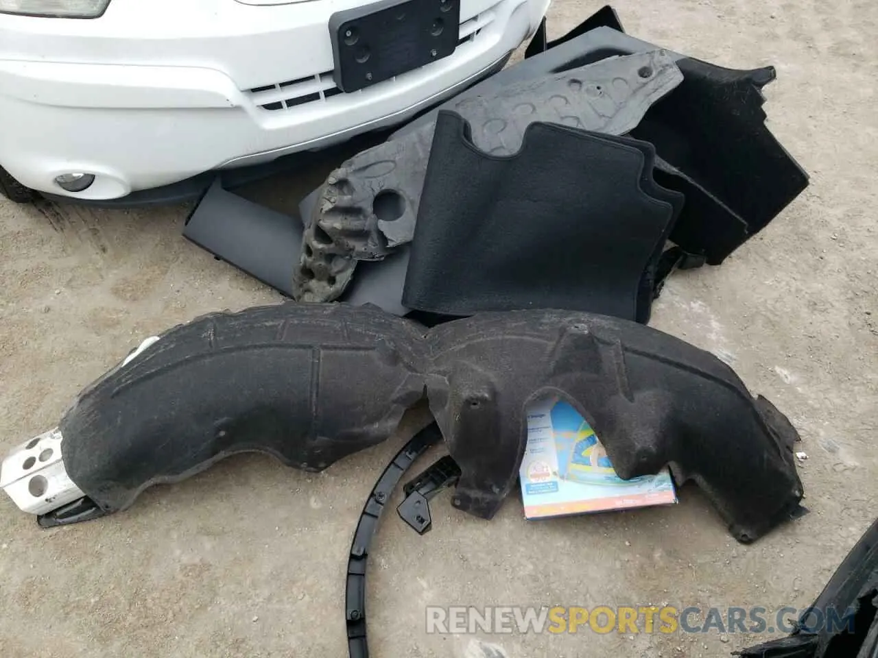 12 Photograph of a damaged car 7SAYGDEE5NF386694 TESLA MODEL Y 2022