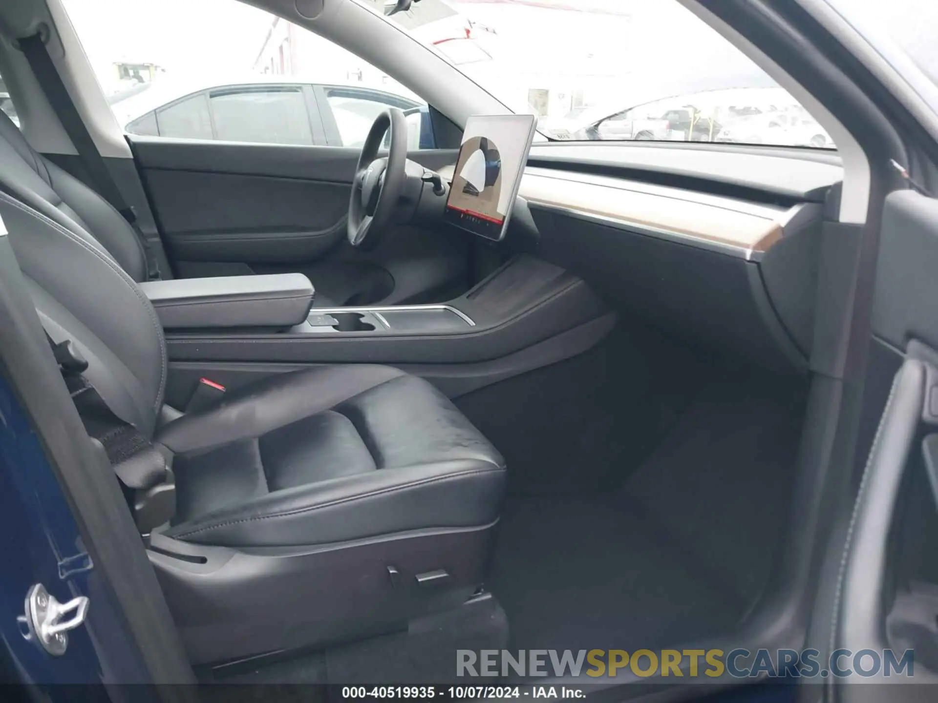 5 Photograph of a damaged car 7SAYGDEE5NF459045 TESLA MODEL Y 2022
