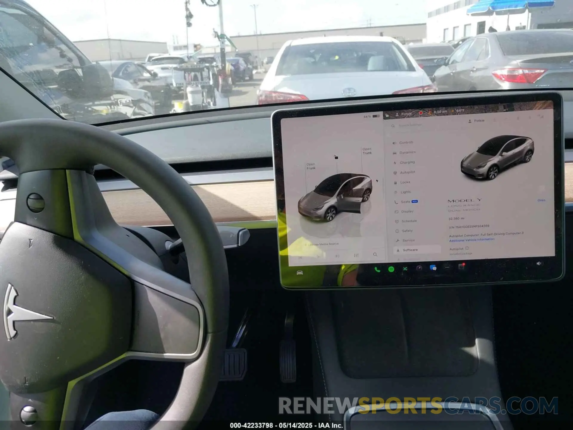 19 Photograph of a damaged car 7SAYGDEE5NF504369 TESLA MODEL Y 2022
