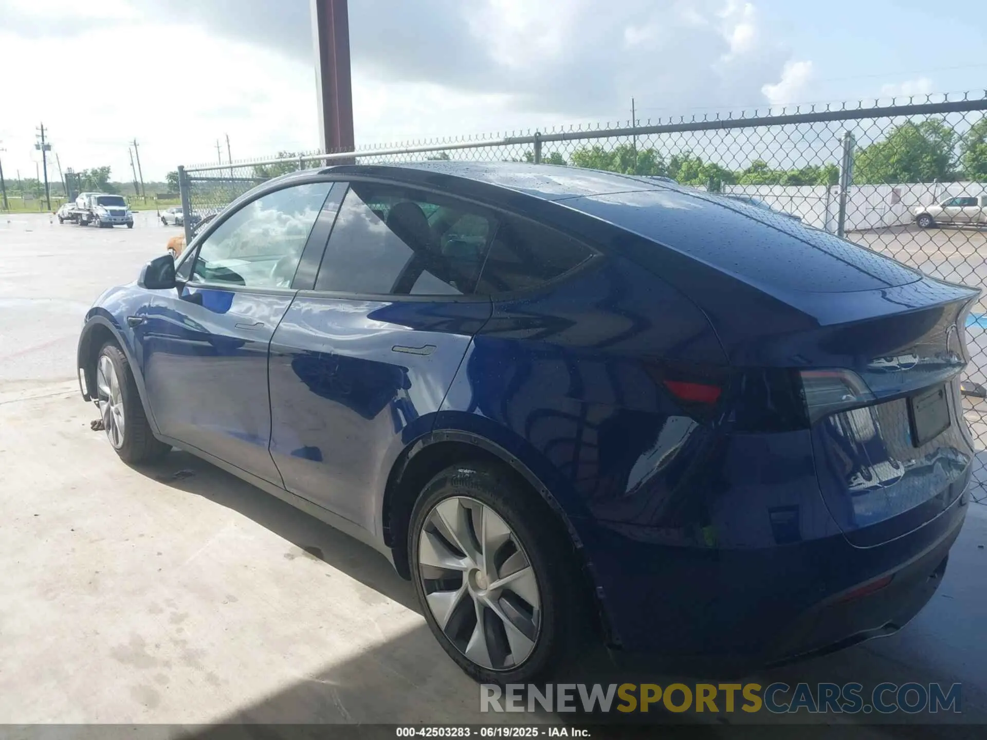 3 Фотография поврежденного автомобиля 7SAYGDEE6NA005092 TESLA MODEL Y 2022