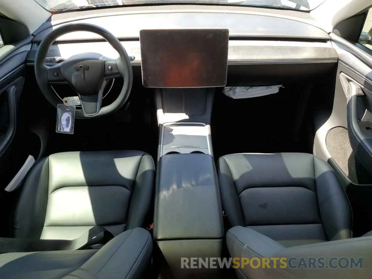 8 Photograph of a damaged car 7SAYGDEE6NA016304 TESLA MODEL Y 2022