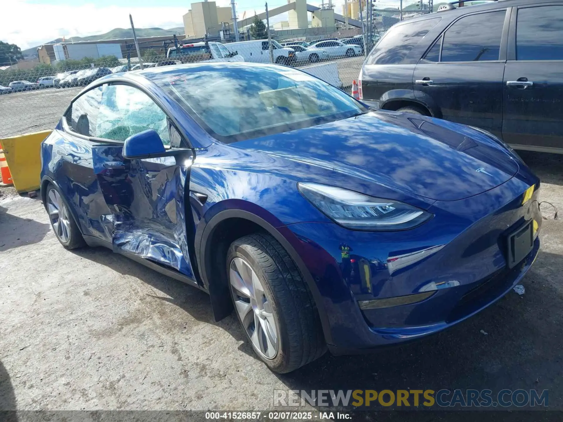 1 Photograph of a damaged car 7SAYGDEE6NF318372 TESLA MODEL Y 2022