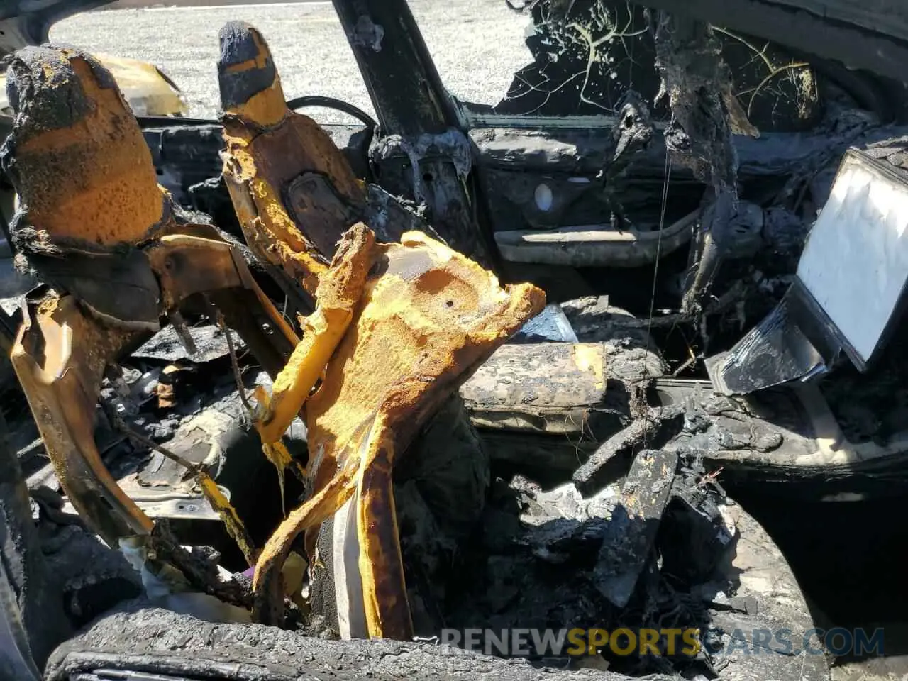 7 Photograph of a damaged car 7SAYGDEE6NF362582 TESLA MODEL Y 2022