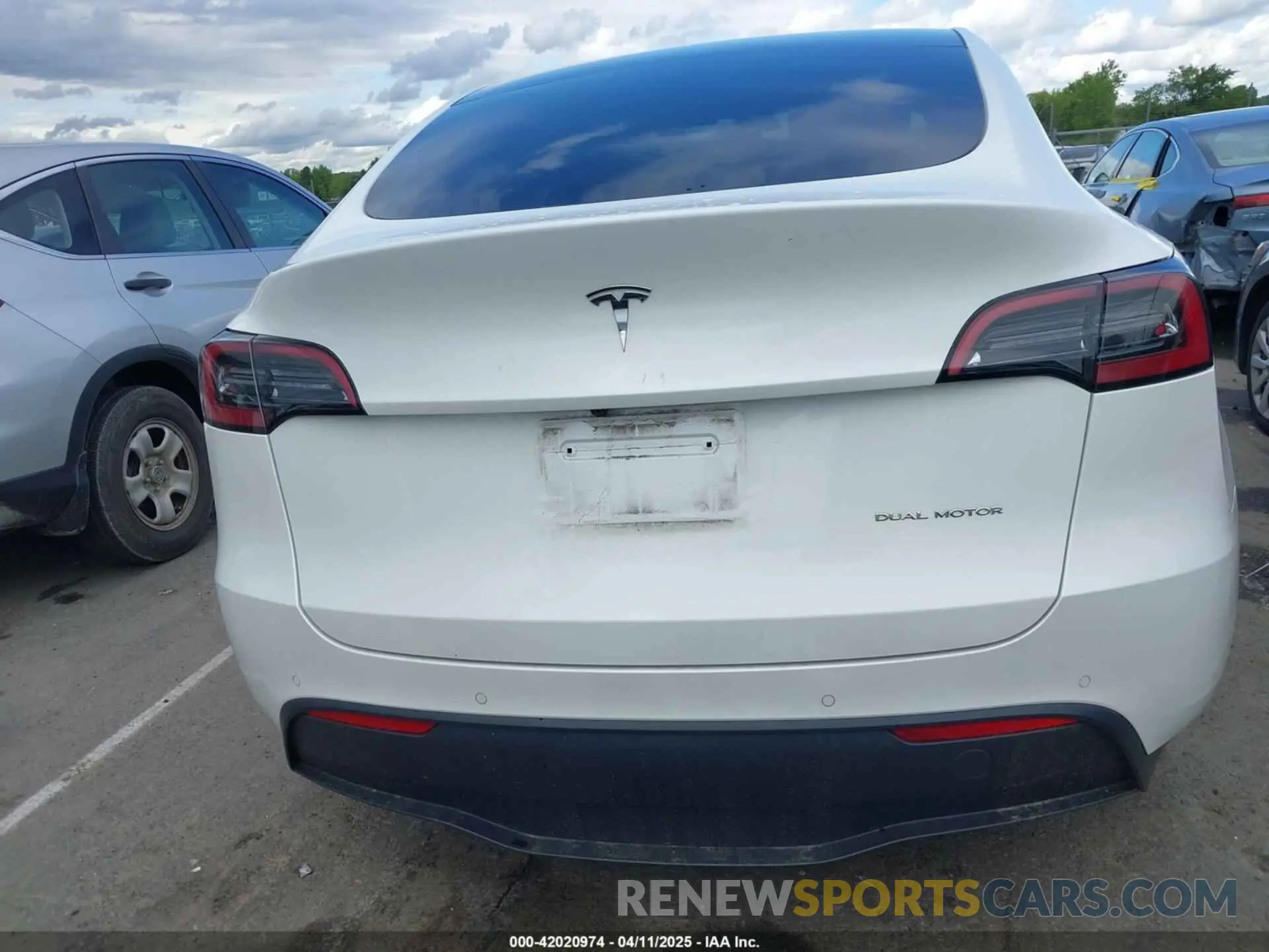 16 Фотография поврежденного автомобиля 7SAYGDEE6NF419332 TESLA MODEL Y 2022