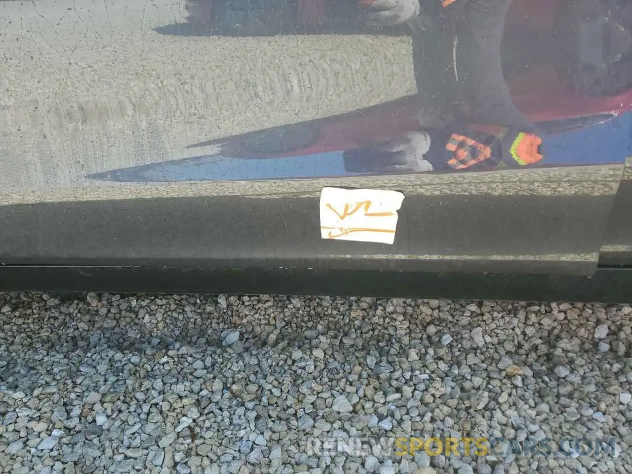 9 Photograph of a damaged car 7SAYGDEE7NA005943 TESLA MODEL Y 2022