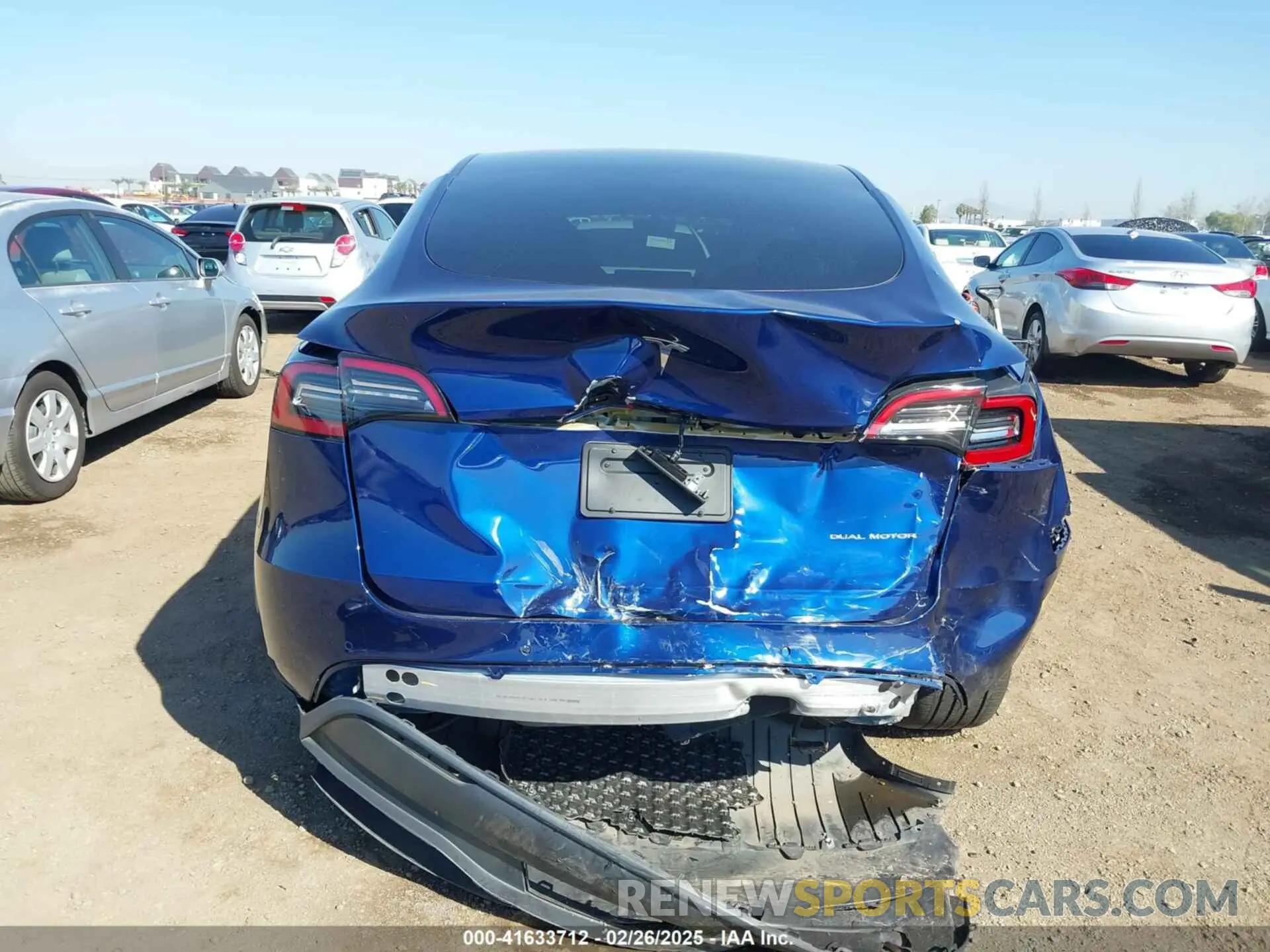 16 Photograph of a damaged car 7SAYGDEE7NF312239 TESLA MODEL Y 2022