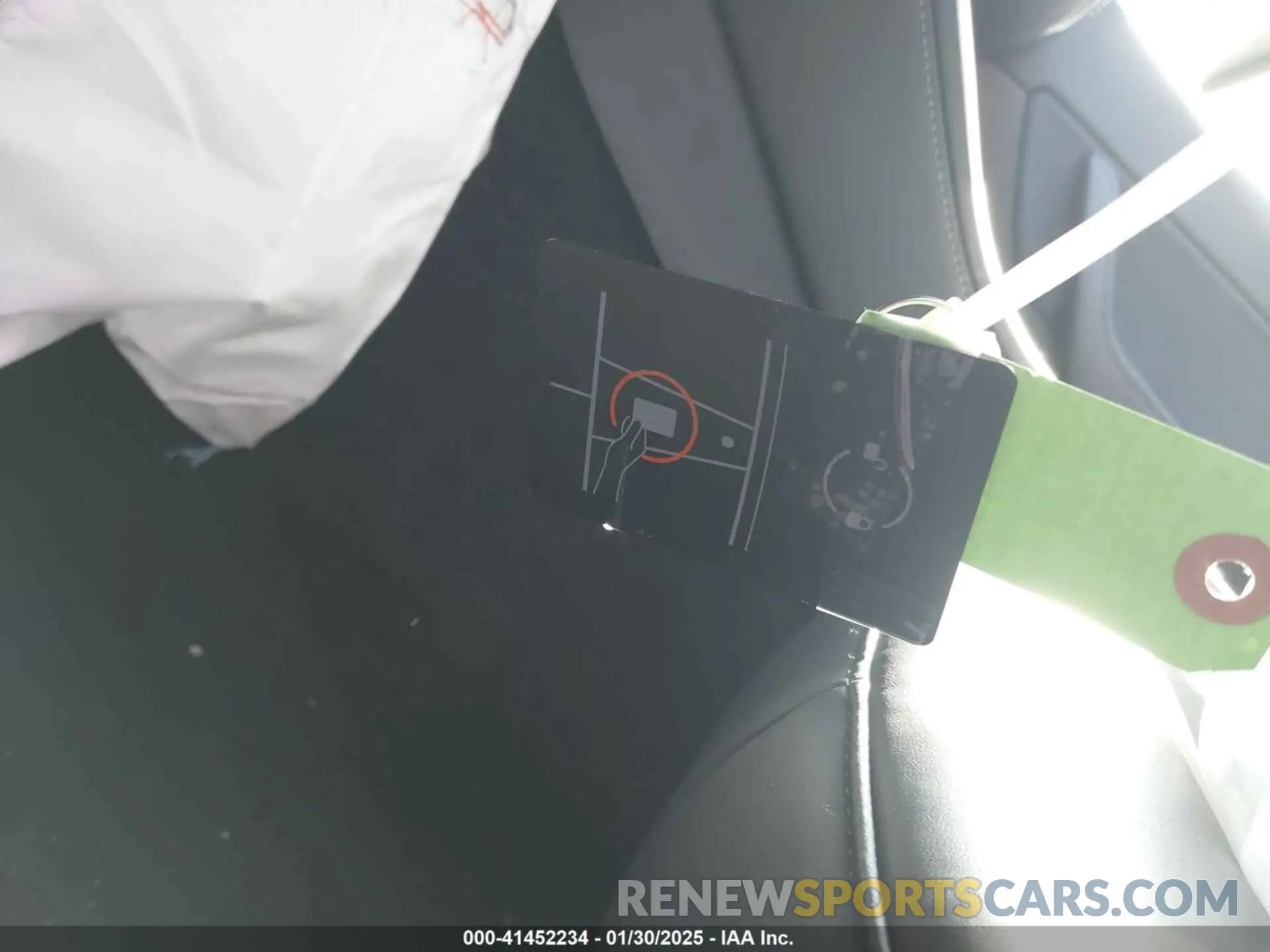 11 Photograph of a damaged car 7SAYGDEE7NF316856 TESLA MODEL Y 2022