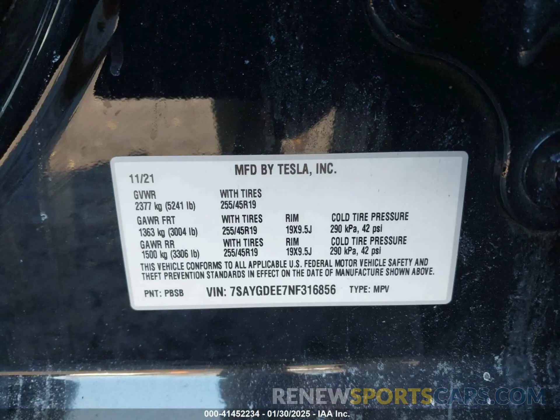 9 Photograph of a damaged car 7SAYGDEE7NF316856 TESLA MODEL Y 2022