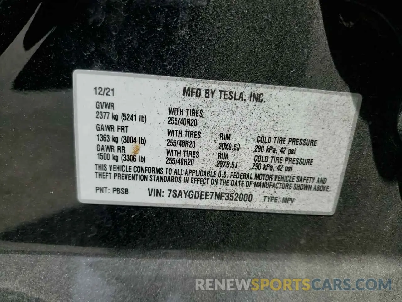 12 Photograph of a damaged car 7SAYGDEE7NF352000 TESLA MODEL Y 2022