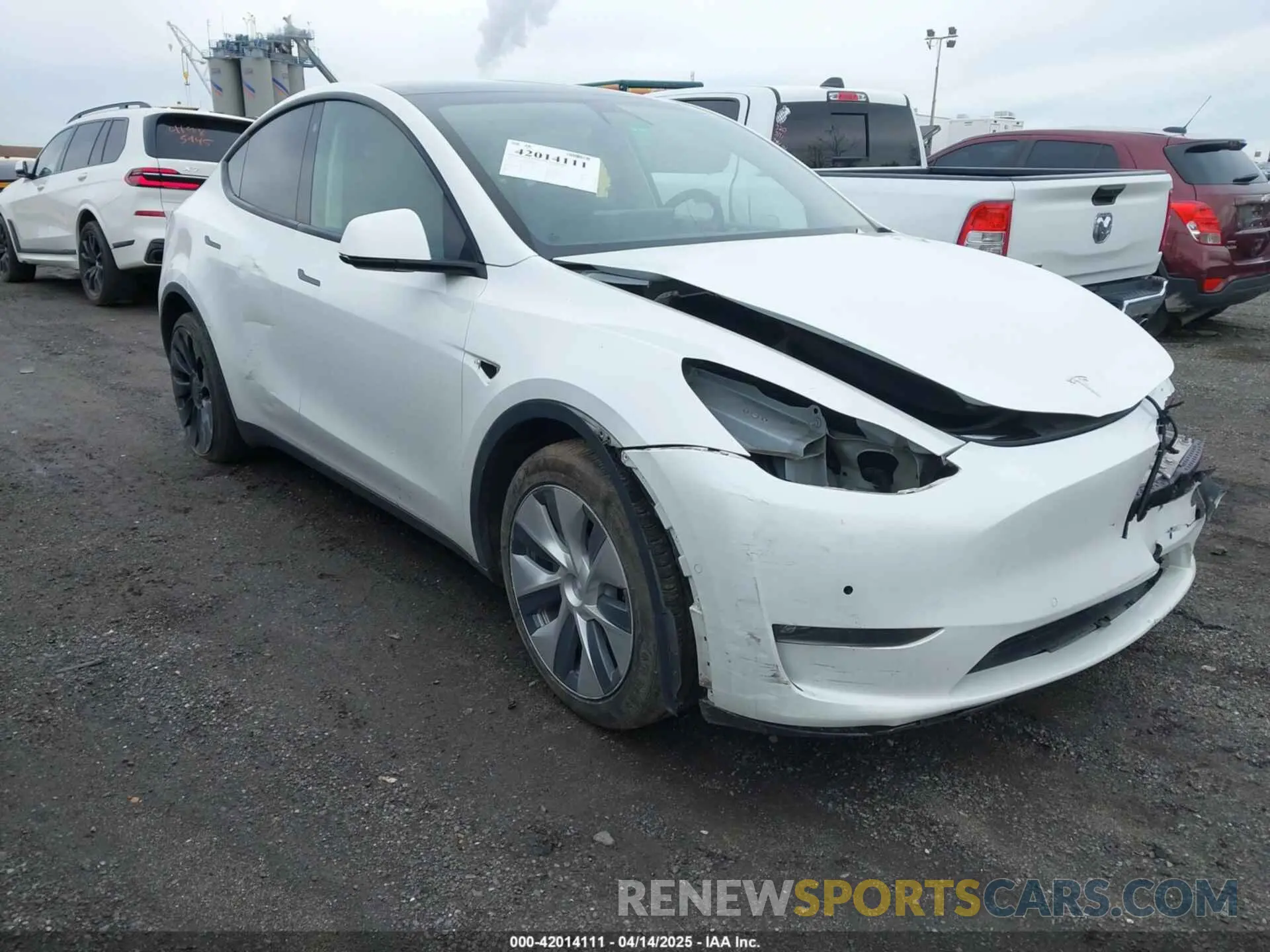 1 Фотография поврежденного автомобиля 7SAYGDEE7NF389788 TESLA MODEL Y 2022