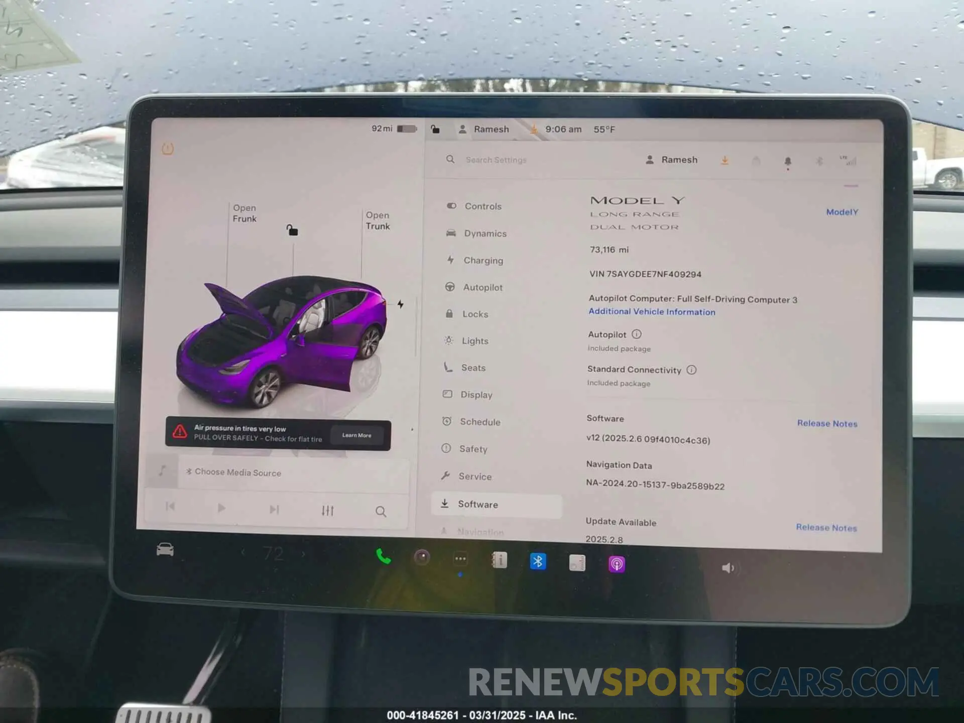 19 Photograph of a damaged car 7SAYGDEE7NF409294 TESLA MODEL Y 2022