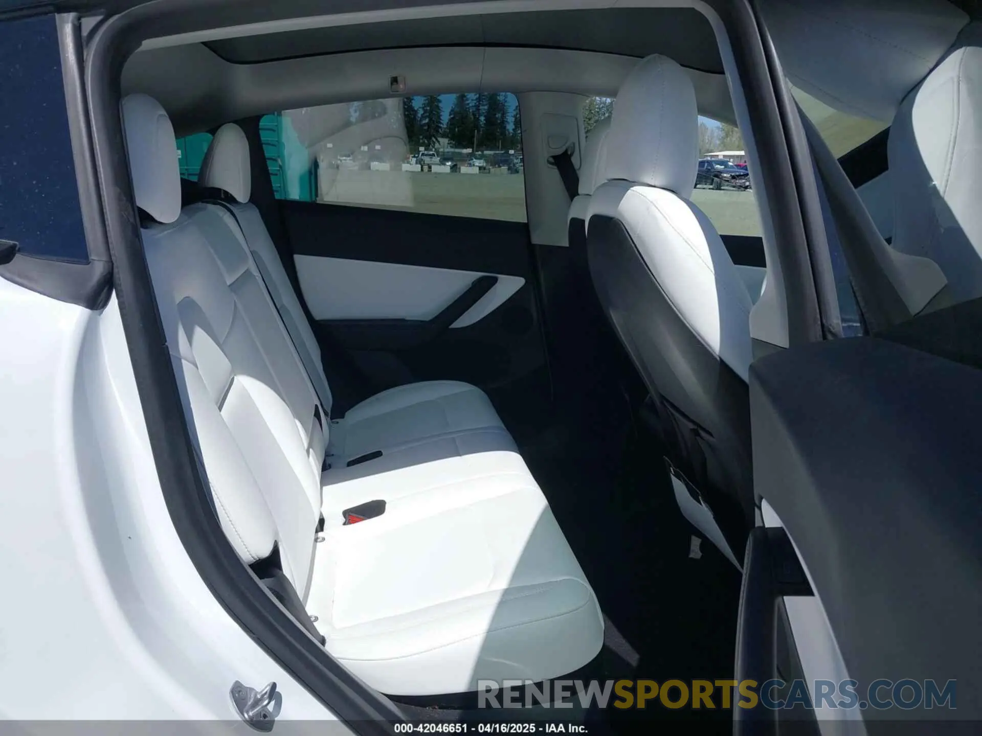 8 Фотография поврежденного автомобиля 7SAYGDEE7NF418223 TESLA MODEL Y 2022