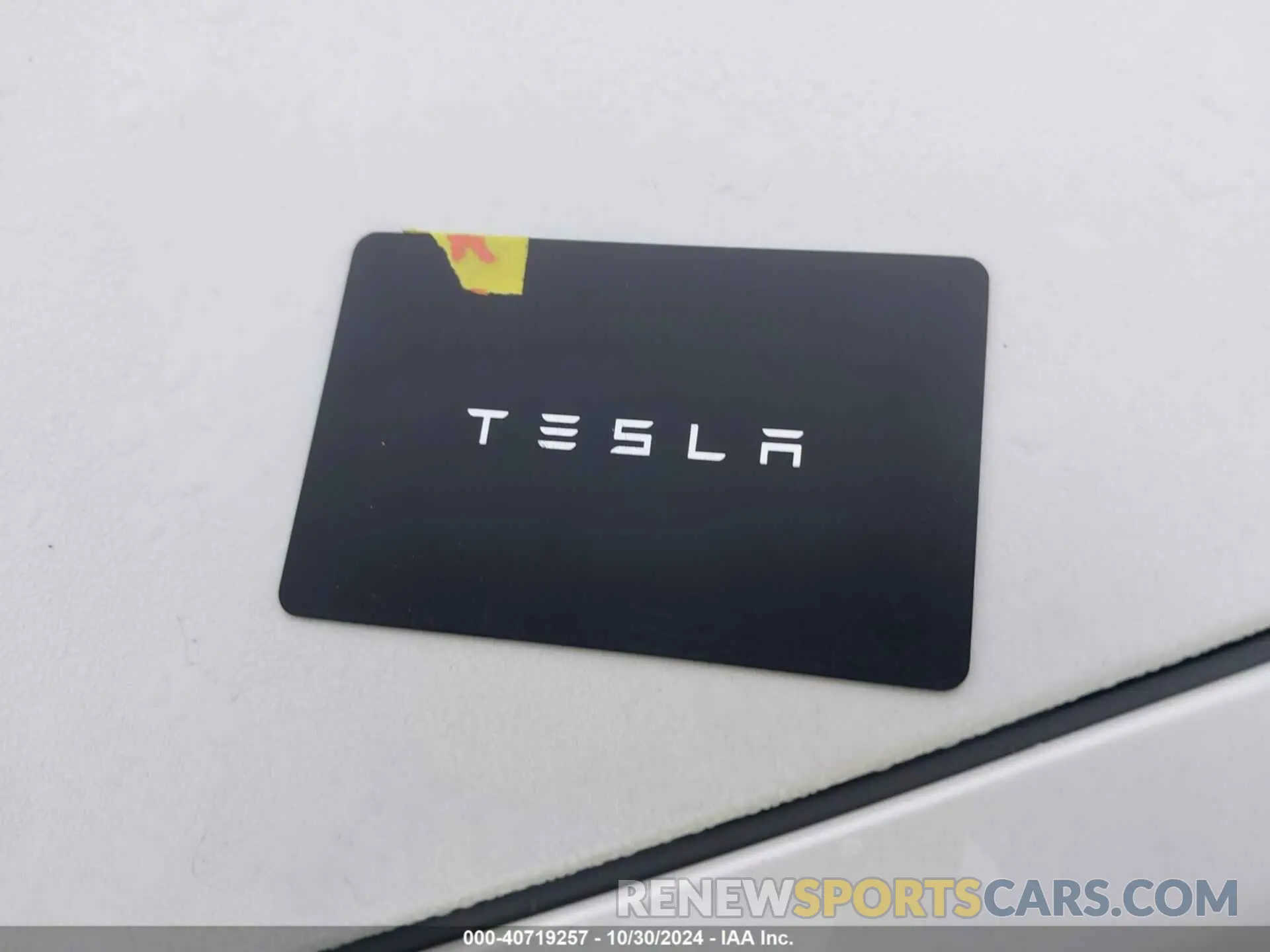 11 Photograph of a damaged car 7SAYGDEE7NF443770 TESLA MODEL Y 2022
