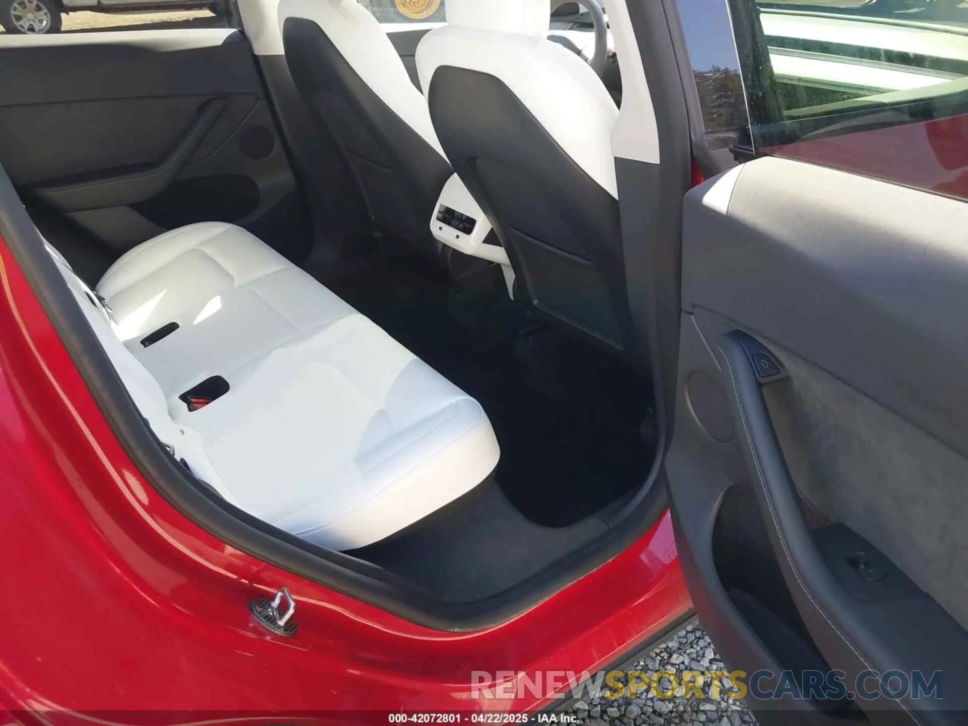8 Фотография поврежденного автомобиля 7SAYGDEE7NF549278 TESLA MODEL Y 2022