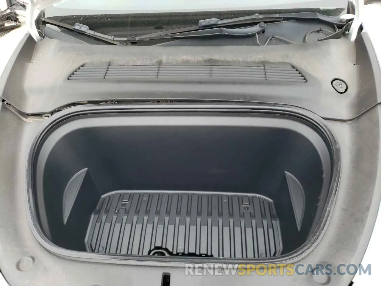 12 Photograph of a damaged car 7SAYGDEE8NA000900 TESLA MODEL Y 2022
