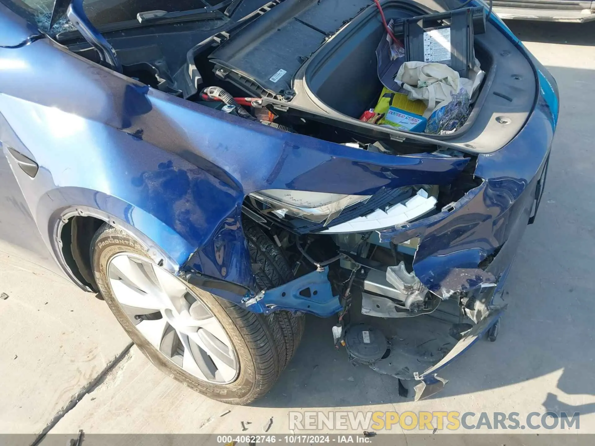 6 Photograph of a damaged car 7SAYGDEE8NA002758 TESLA MODEL Y 2022