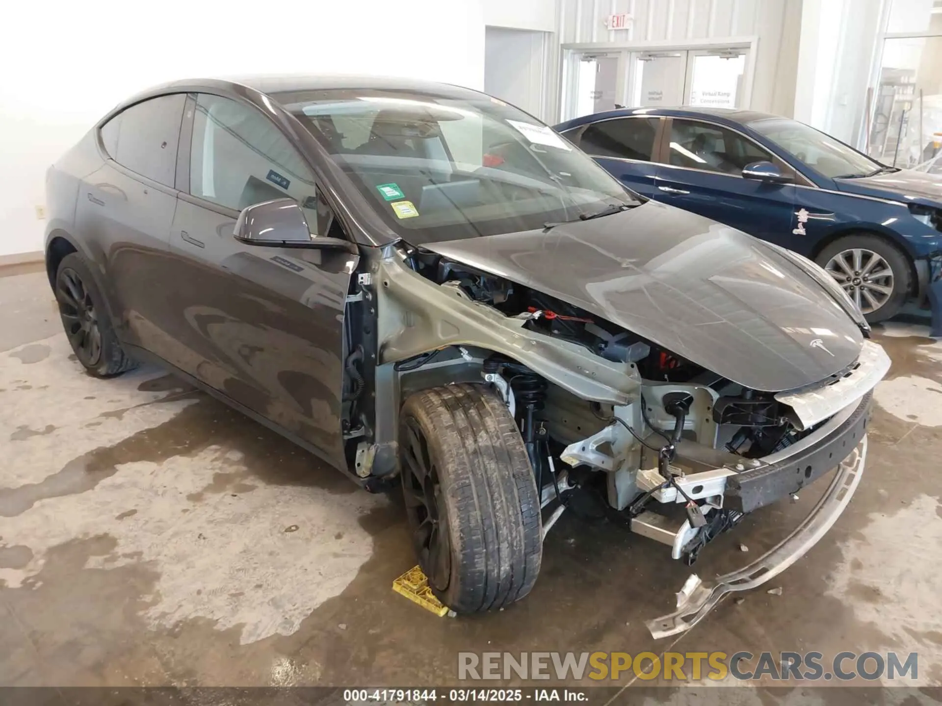 1 Photograph of a damaged car 7SAYGDEE8NA017194 TESLA MODEL Y 2022