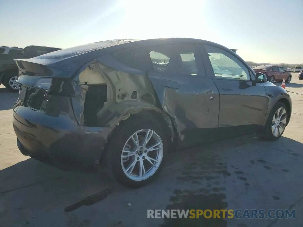 3 Фотография поврежденного автомобиля 7SAYGDEE8NF364110 TESLA MODEL Y 2022